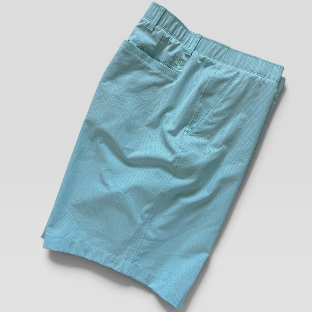 UNDER ARMOUR HeatGear Loose Fit Performance Golf Shorts Mens 42 Light Blue